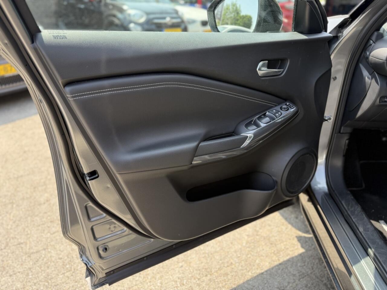 Nissan JUKE 1.6 Hyb. N-Connecta | Carplay | Camera | automaat |