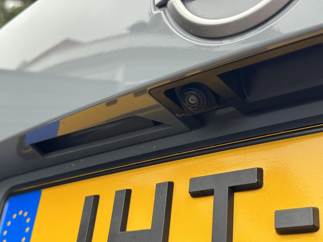 Nissan JUKE N-Connecta 1.6 Hybrid 143PK Automaat Navigatie, Achteruitrijcamera, Keyless, Parkeersensoren, Cruise Control, Climate Control