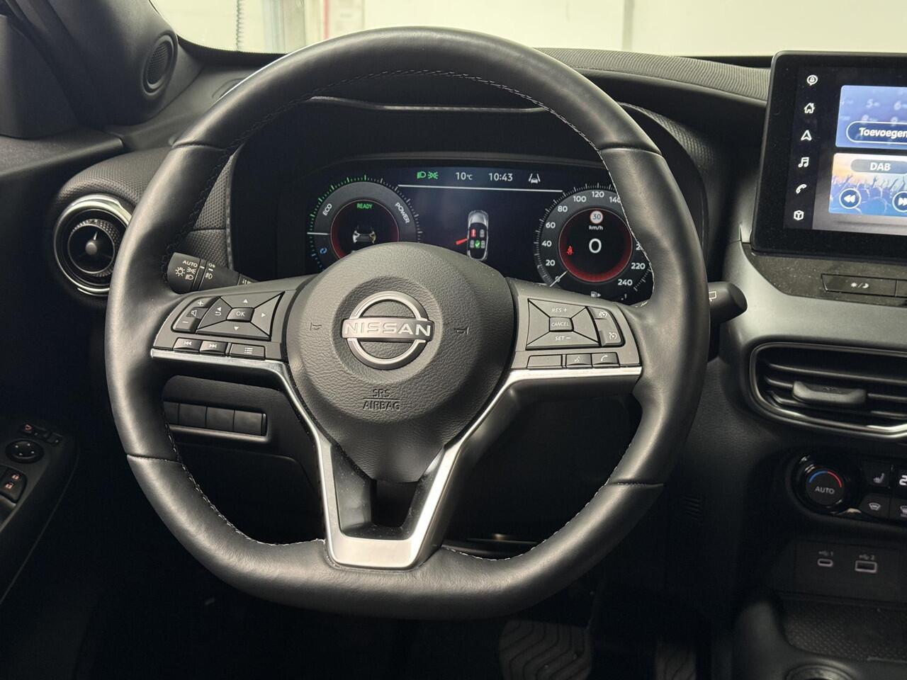 Nissan JUKE 1.6 Hybrid N-Connecta | Navigatie | Camera | Cruise control | Stoelverwarming + stuurverwarming |