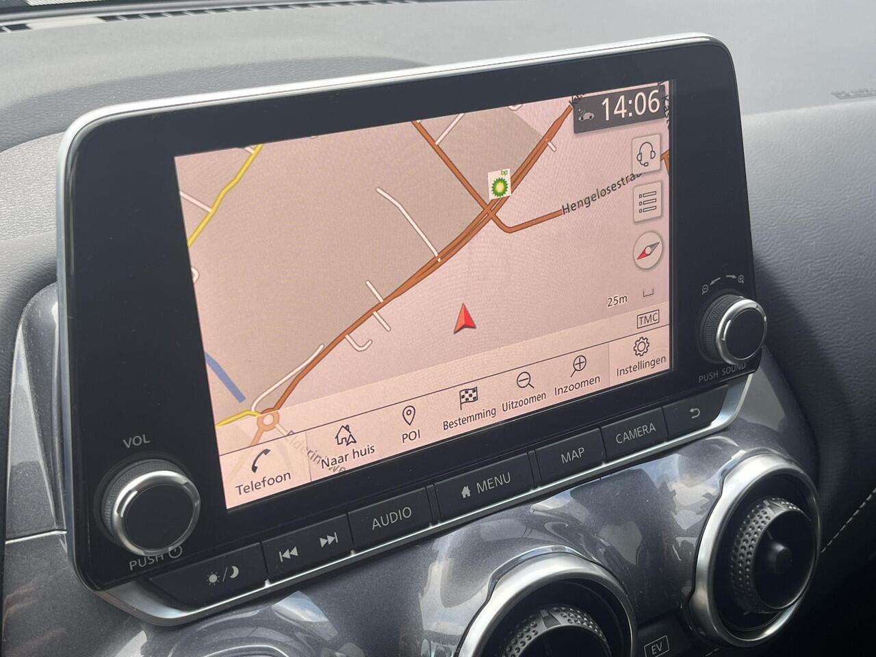 Nissan JUKE 1.6 Hybrid N-Design / Achteruitrijcamera / Cruise- en Climate Control / Apple Carplay & Android Auto / Keyless Entry & Start / Navigatie full map / Parkeersensoren voor en achter / DAB Radio