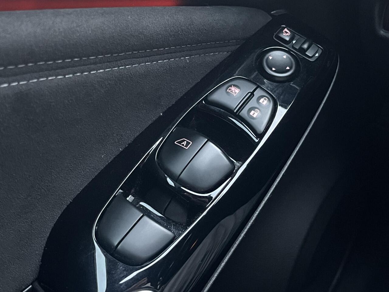 Nissan JUKE 1.0 DIG-T N-Design / 360° Camera / Adaptieve Cruise Control / Keyless Entry & Start / Apple Carplay & Android Auto / Navigatie full map / Climate Control / Alcantara Bekleding / Sportstoelen /