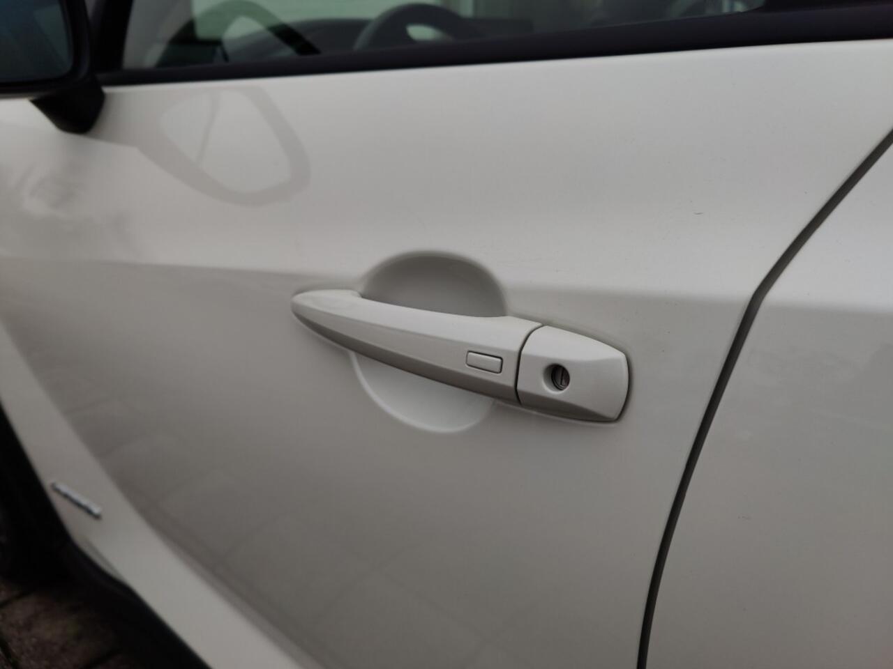 Nissan JUKE 1.6 Hybrid Tekna