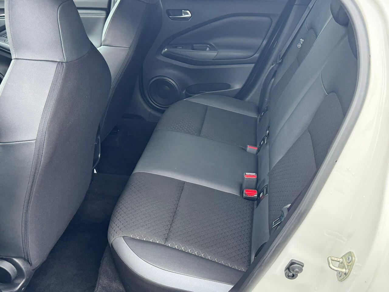 Nissan JUKE 1.6 Hybrid N-Connecta | CAMERA | KEYLESS ENTRY/START |