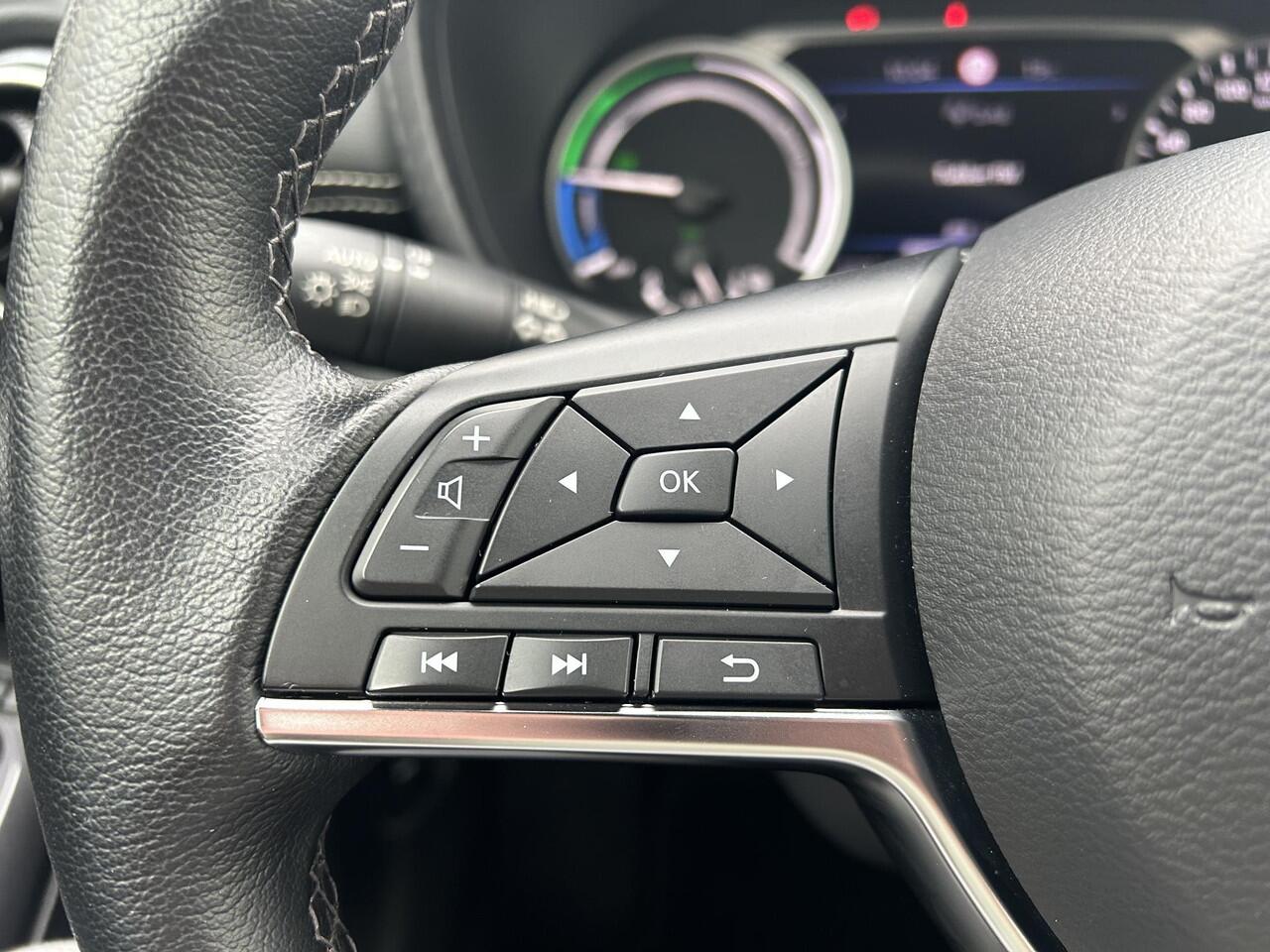 Nissan JUKE 1.6 Hybrid N-Connecta / Apple Carplay / Android auto / Navigatie / Cruise control / Climate control /