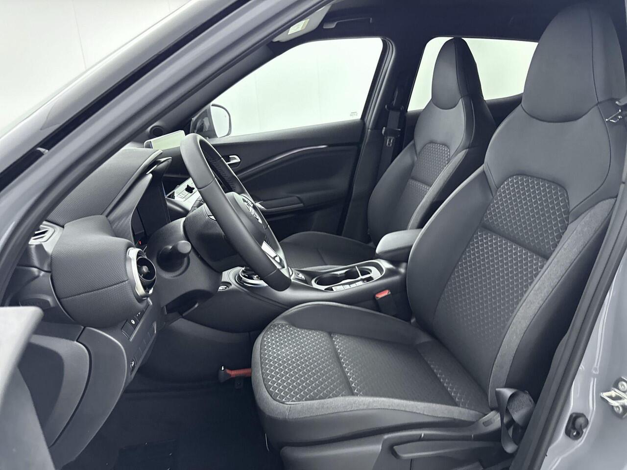 Nissan JUKE 1.6 Hybrid N-Connecta | Parkeersensoren voor en achter | Propilot | Airco | 17 inch lichtmetalen velgen