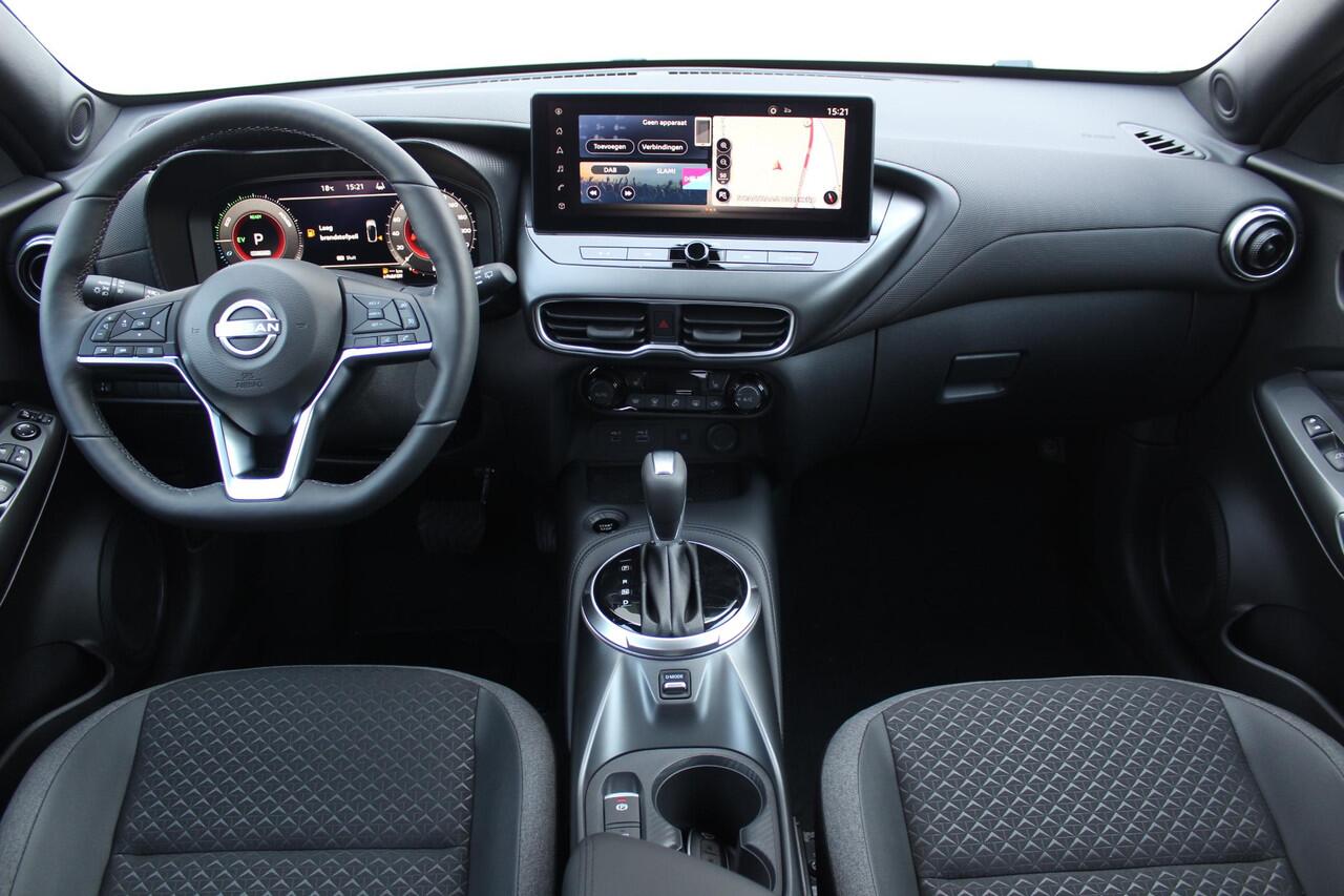 Nissan JUKE 1.6 Hybrid N-Design / ** ¤3.000,- KORTING ** / NIEUW uit voorraad leverbaar! / Cold Pack Light / Navigatie + Apple Carplay & Android Auto / Achteruitrijcamera / Cruise- en Climate Control