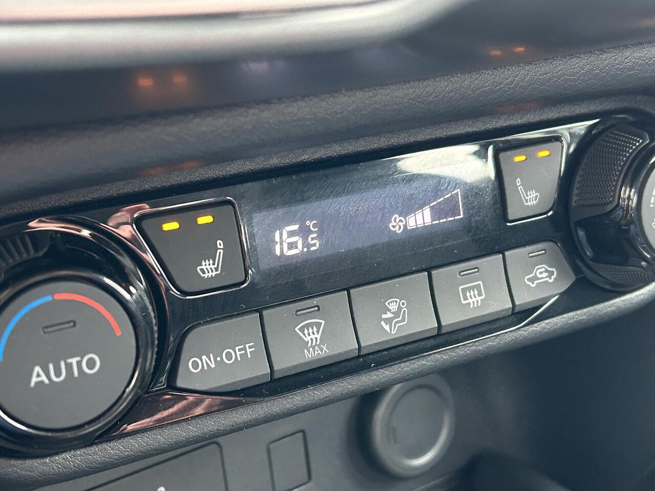 Nissan JUKE 1.0 DIG-T Acenta Handgeschakeld / Allseason banden / Apple carplay Android auto / Stoelverwarming / Achteruitrijcamera / Nissan Connect Navigatie / Cruise control / Climate control / Lichtmetalen wielen 17" /