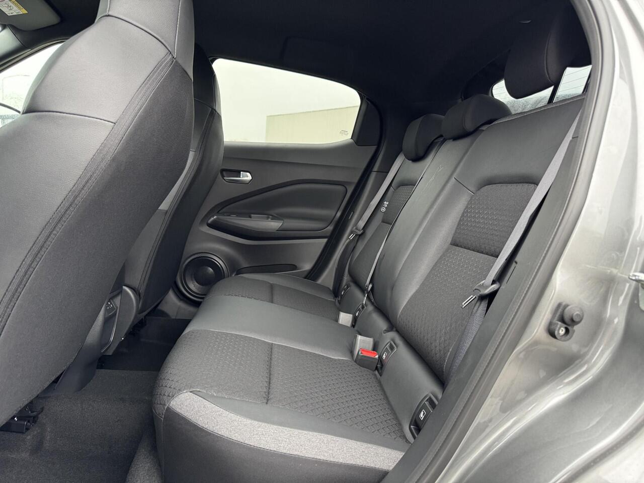 Nissan JUKE 1.6 Hybrid N-Connecta Cold Pack