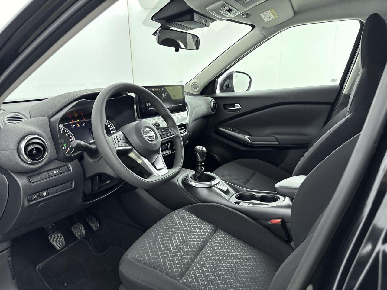 Nissan JUKE 1.0 DIG-T Acenta 114PK | Achteruitrijcamera | Apple CarPlay & Android Auto | Stoelverwarming | Climate Control | Parkeersensoren | LED Koplampen