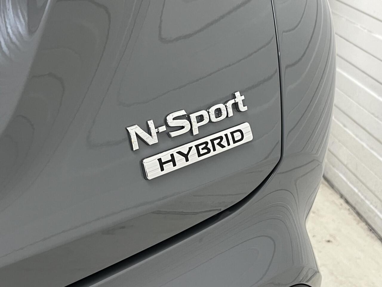 Nissan JUKE 1.6 Hybrid N-Sport / Stoelverwarming/Stuurverwarming / 360 Gradencamera / Adaptive Cruise Control / Navigatie /