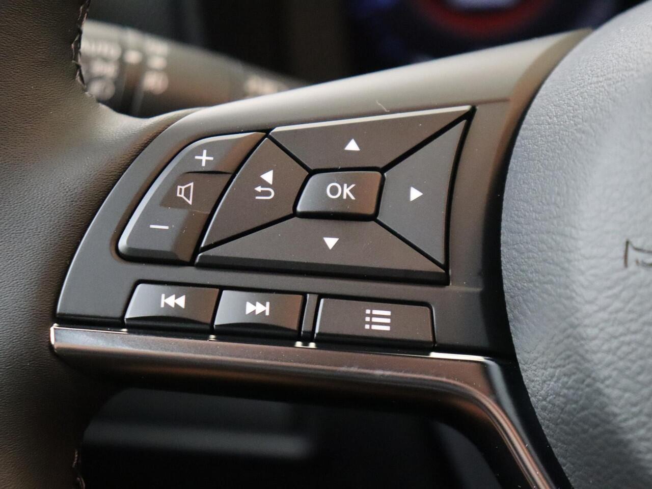 Nissan JUKE 1.6 Hybrid N-Connecta Stoelverwarming en Stuurverwarming