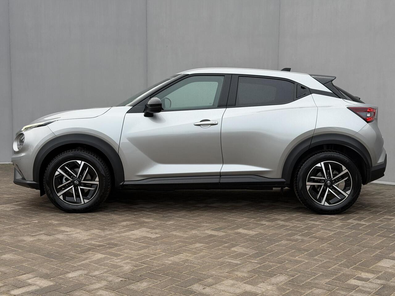 Nissan JUKE 1.0 DIG-T N-Connecta DCT Automaat / Coldpack / Navigatie / Camera / Stoel & Stuurwielverwarming / Apple Carplay & Android Auto / Cruise Control / Keyless / All Season Banden / DAB / LED /