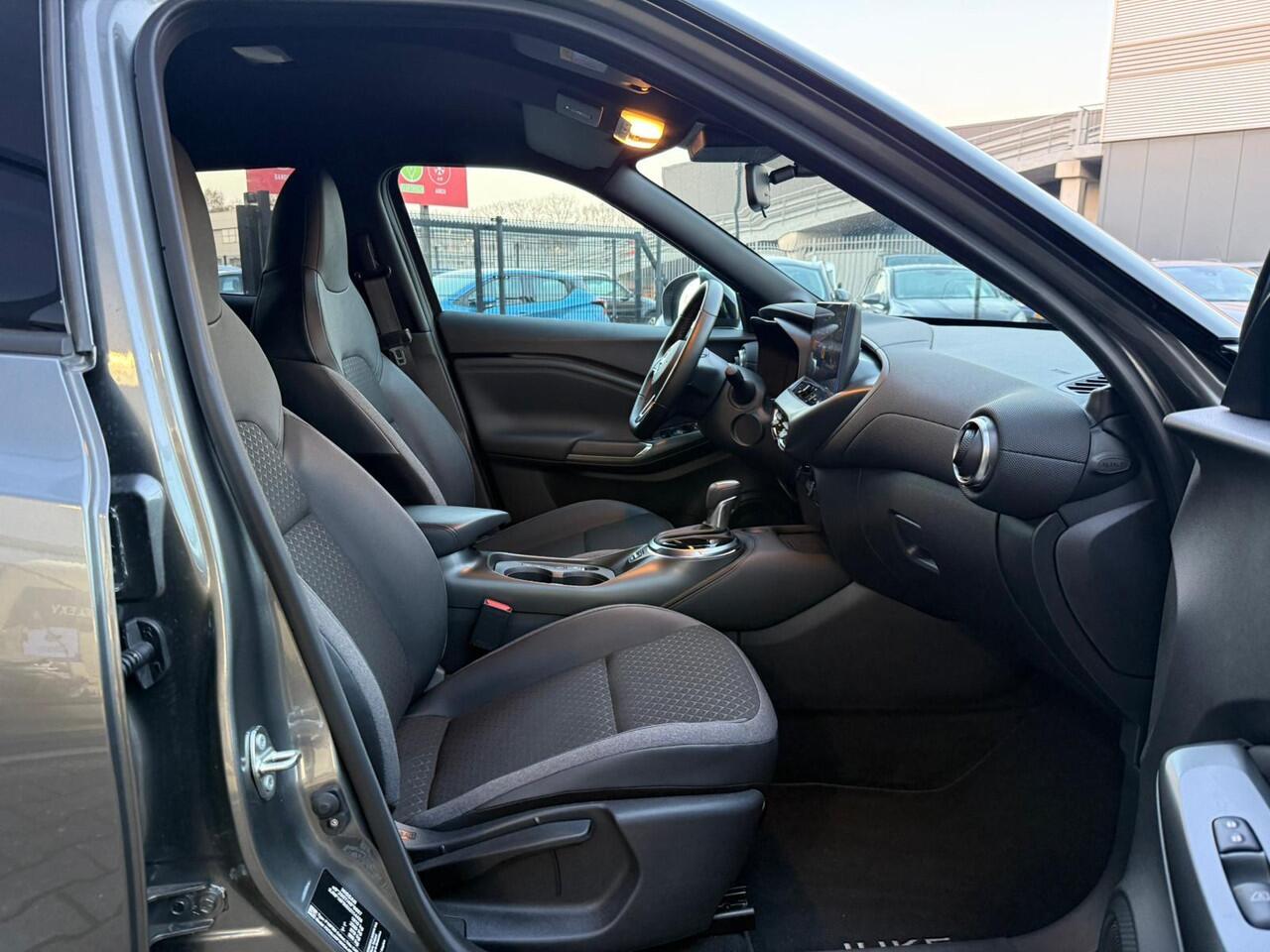 Nissan JUKE 1.6 Hybrid N-Connecta *Cold Pack & Cruise Control*