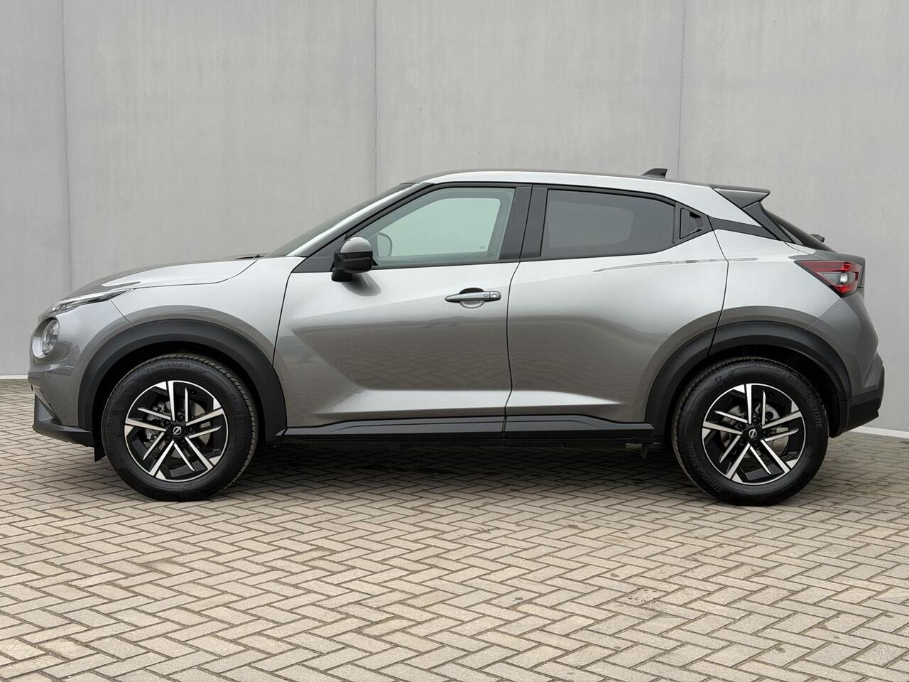 Nissan JUKE 1.0 DIG-T N-Connecta / Fabrieksgarantie tot 4-2028 / Navigatie / Camera / Stoel Verwarming / Stuurwiel Verwarming / Apple Carplay & Android Auto / Cruise Control / Clima / PDC /
