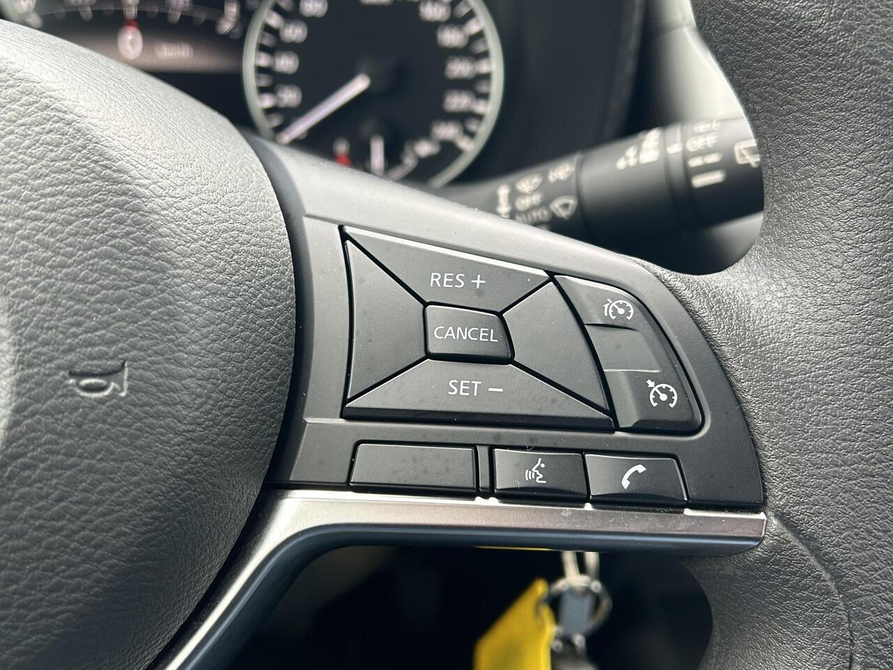 Nissan JUKE 1.0 DIG-T Acenta Handgeschakeld / Allseason banden / Apple carplay Android auto / Stoelverwarming / Achteruitrijcamera / Nissan Connect Navigatie / Cruise control / Climate control / Lichtmetalen wielen 17" /