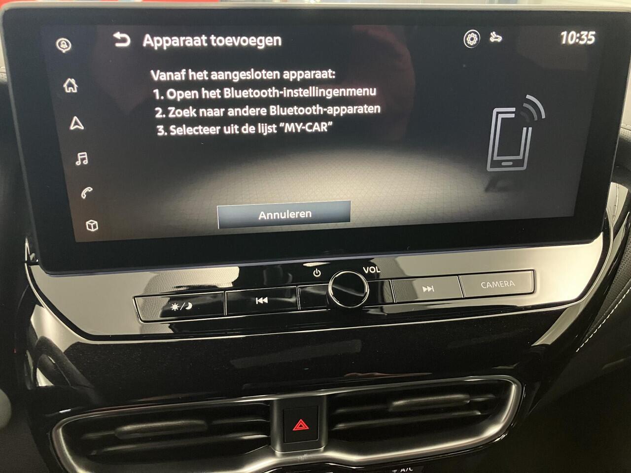 Nissan JUKE 1.6 Hybrid Tekna / ¤4.500,- Nissan Voorraadvoordeel / Nieuw uit voorraad leverbaar / Lederen Bekleding / Bose Premium Audio / Technology Pack /Stoel- en Stuurverwarming / Voorruitverwarming / 19 Inch Velgen /