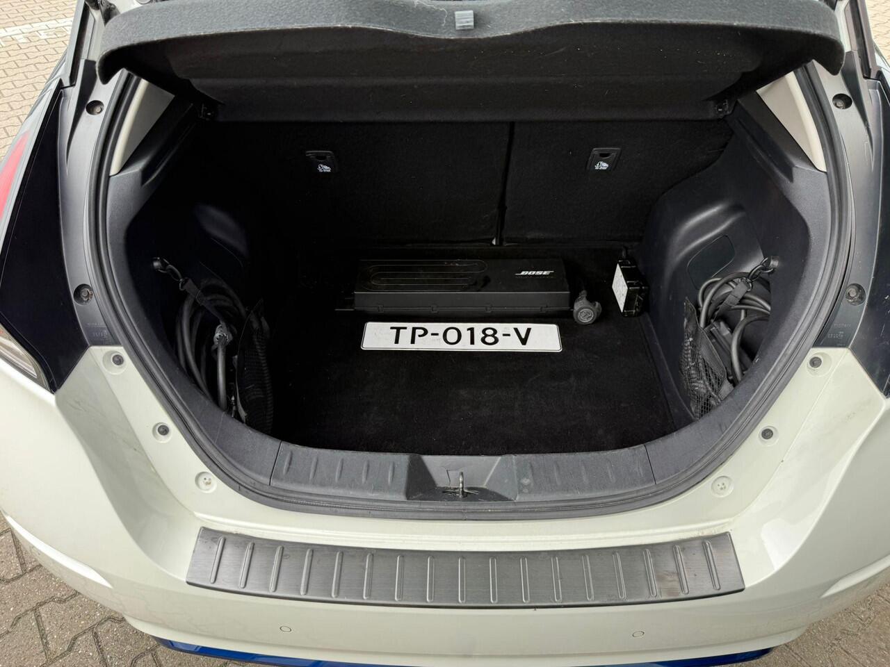 Nissan LEAF Tekna 40 kWh *Gratis Laadpaal!*