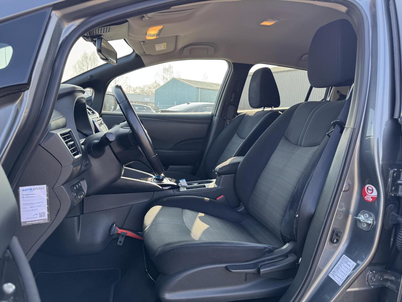 Nissan LEAF N-Connecta 40 kWh SoH 89% | Navigatie | 360° Camera | Stuur- + Stoelverwarming | Keyless Entry | Adapt. Cruise Control | Rijklaarprijs!