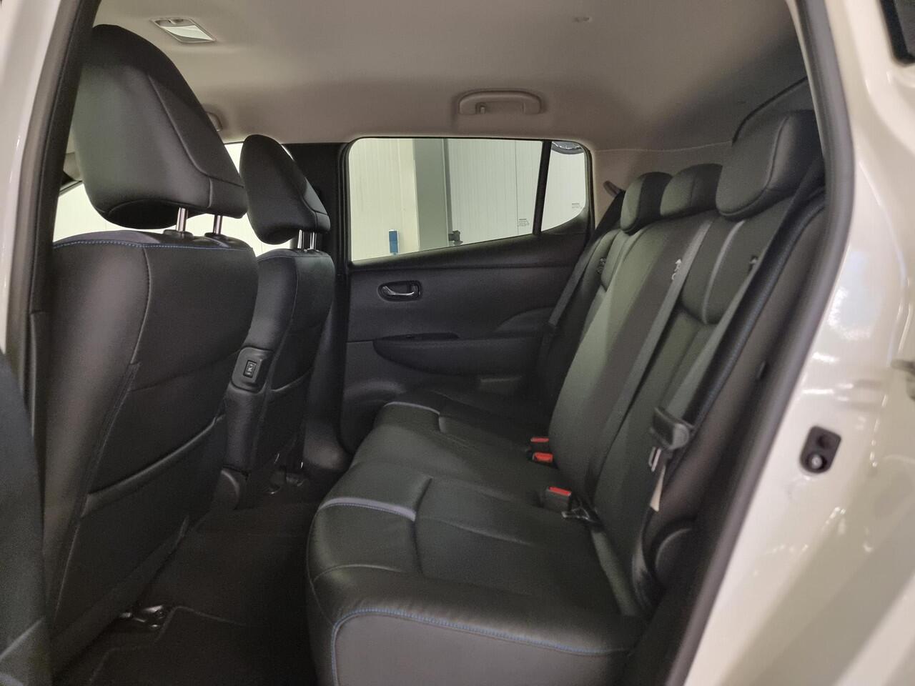 Nissan LEAF Tekna 40 kWh | SoH 88% | BOSE Audio | Trekhaak | Stoelverwarming |