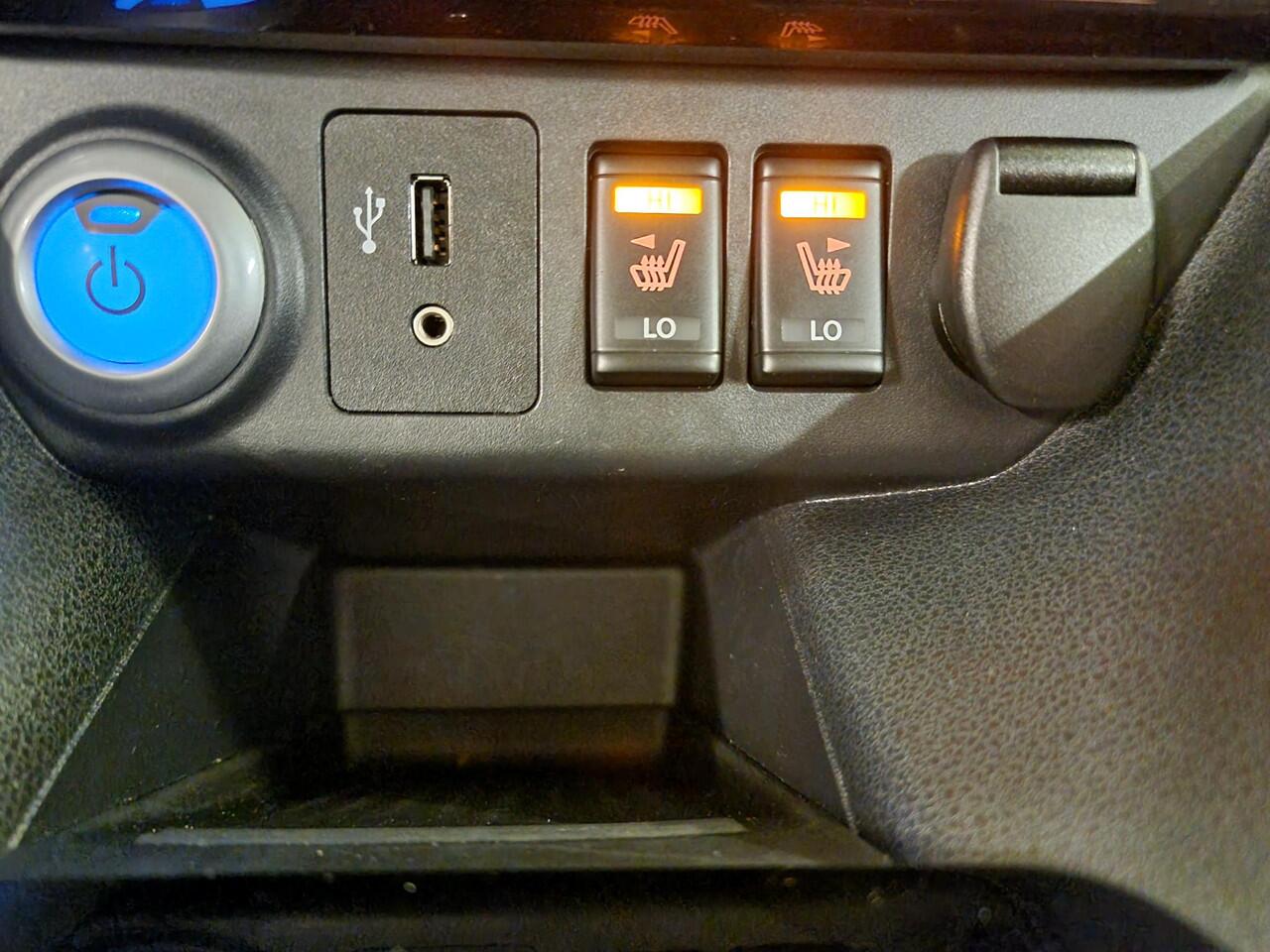 Nissan LEAF Tekna 40 kWh | SoH 88% | BOSE Audio | Trekhaak | Stoelverwarming |