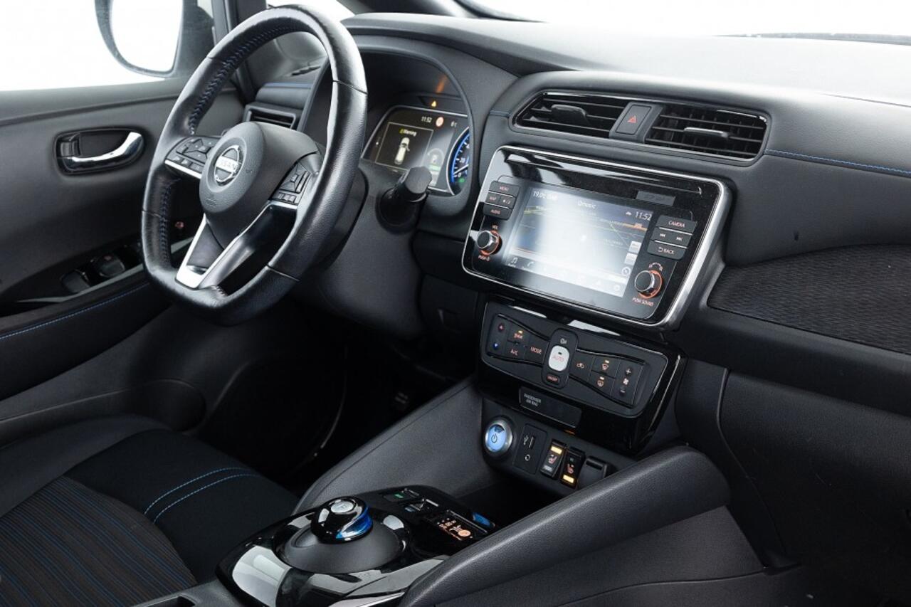 Nissan LEAF Acenta 40 kWh | SOH 90% | NAVI