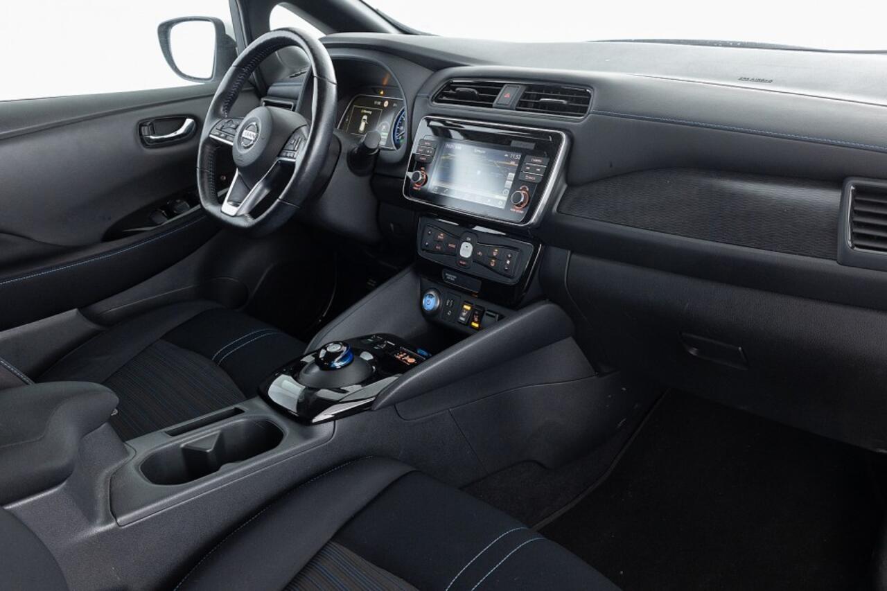 Nissan LEAF Acenta 40 kWh | SOH 90% | NAVI