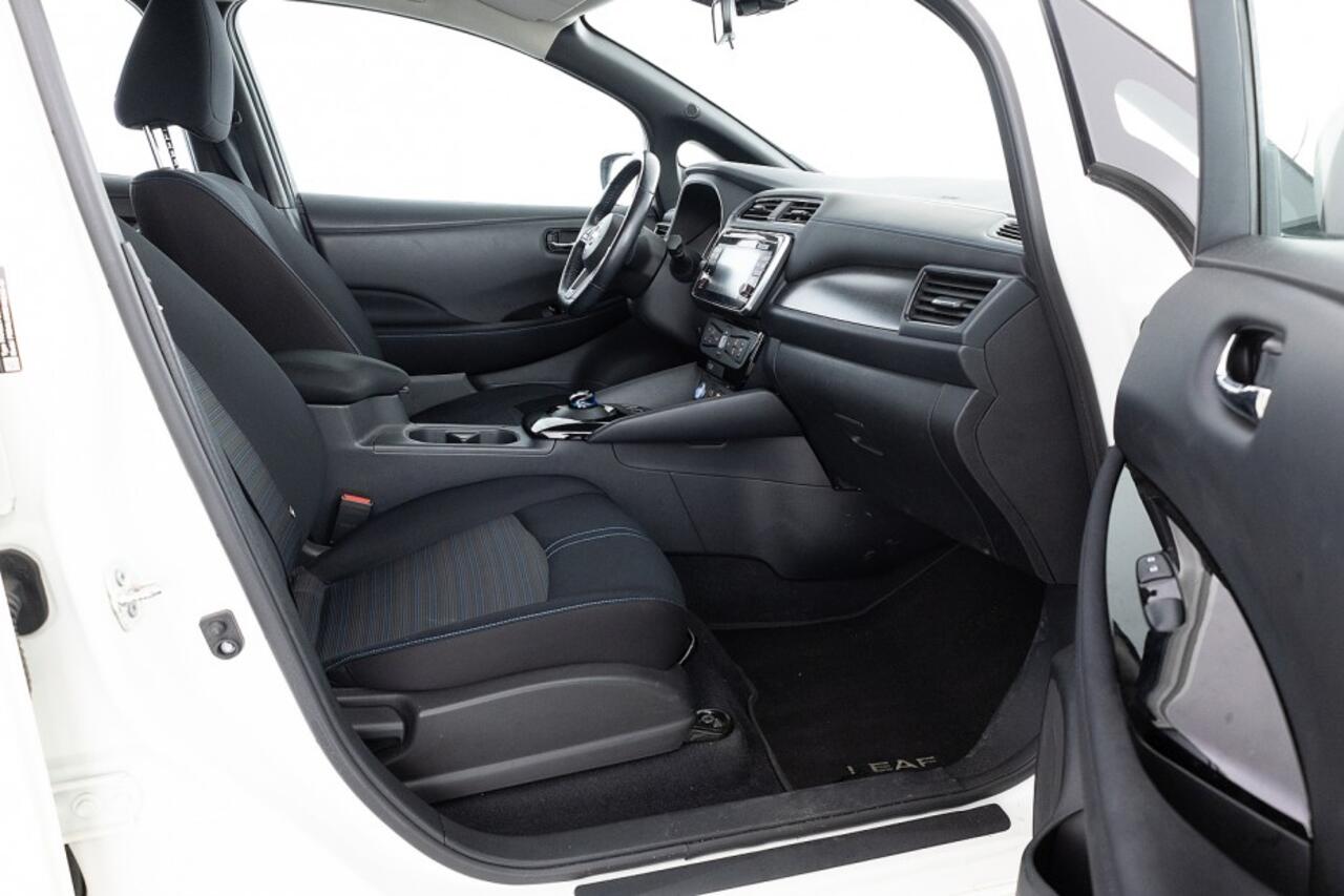 Nissan LEAF Acenta 40 kWh | SOH 90% | NAVI