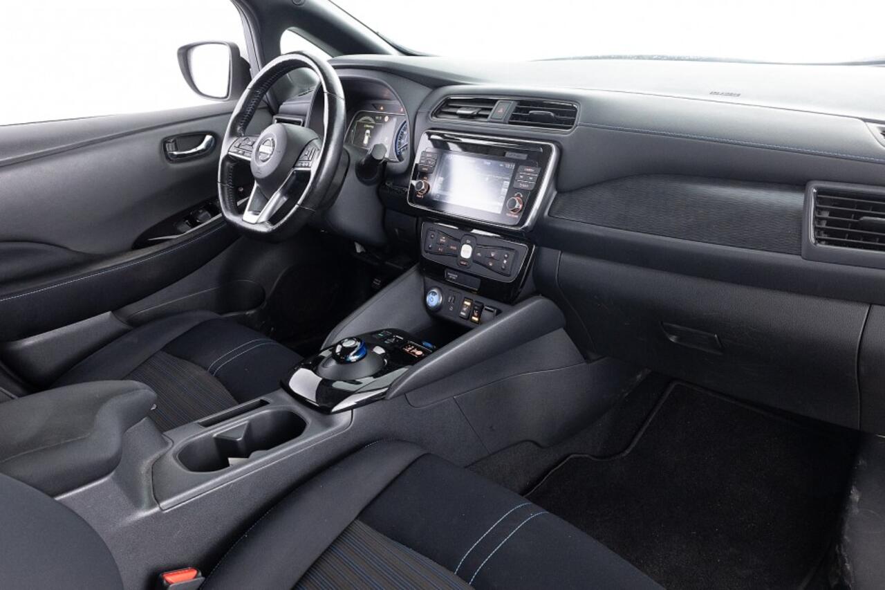 Nissan LEAF Acenta 40 kWh | SOH 89% | NAVI