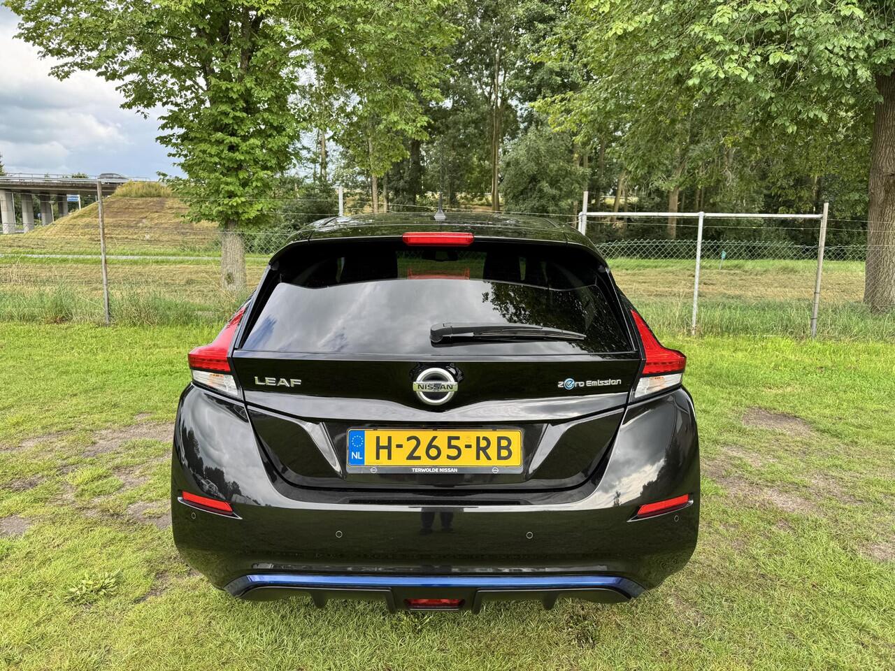 Nissan LEAF Tekna 40 kWh | ADAP. CRUISE | BLINDSPOT | NAVI | CLIMA |