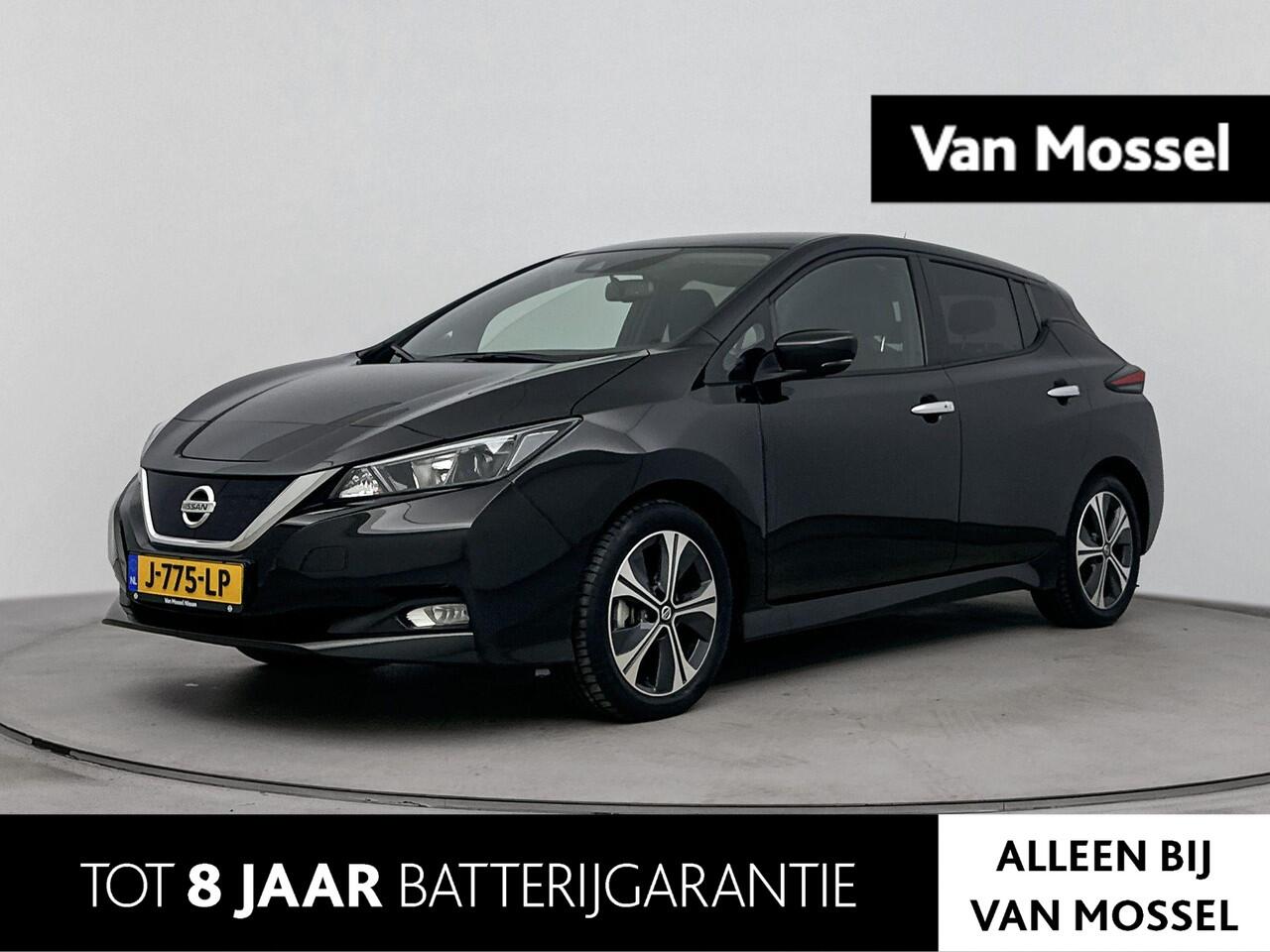 Nissan LEAF N-Connecta 40 kWh | Apple Carplay & Android Auto | Stoelverwarming | Stuurverwarming | 360 camera | Parkeersensoren