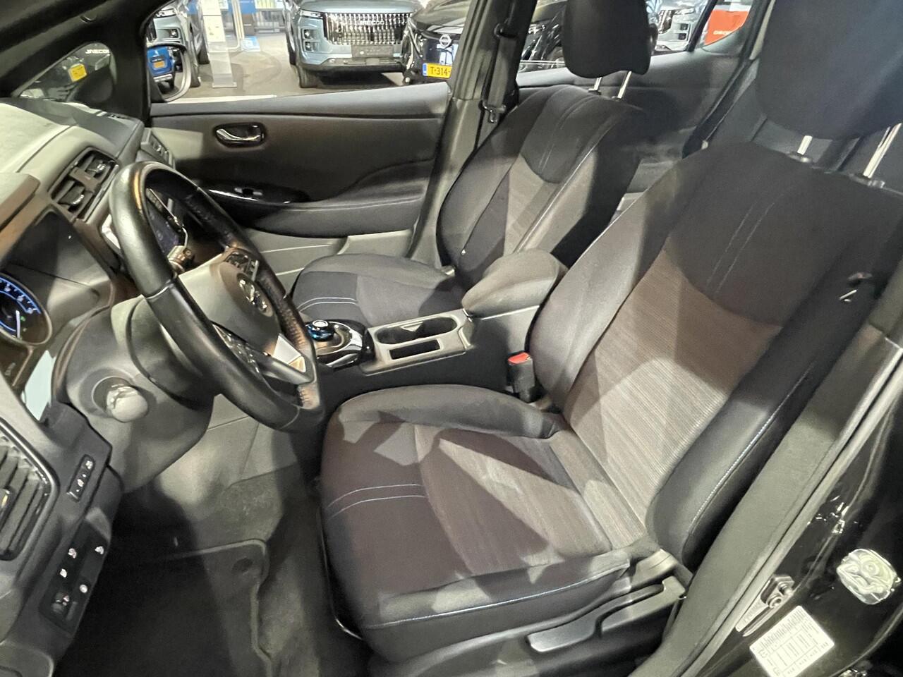 Nissan LEAF Acenta 40 kWh | Navigatie | Camera