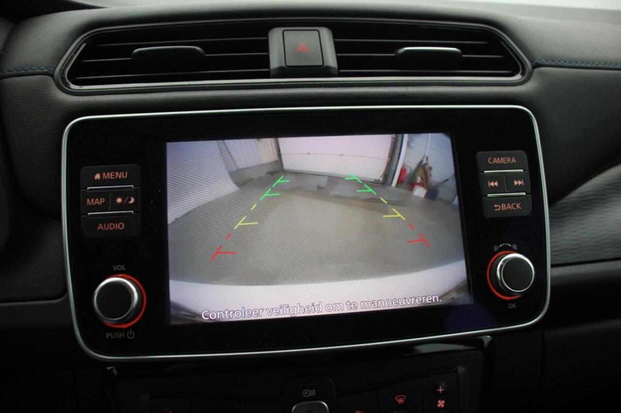 Nissan LEAF Acenta 40 kWh - Carplay, Camera, Navi, Cruise, Stoelverw.