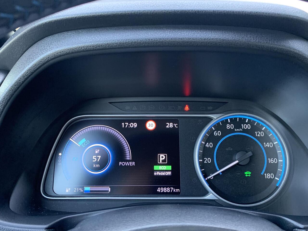 Nissan LEAF Acenta 40 kWh | CarPlay | Navigatie