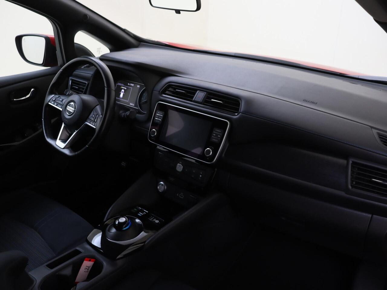 Nissan LEAF Acenta 40 kWh Airco | Navigatie | LM velgen | Cruise control