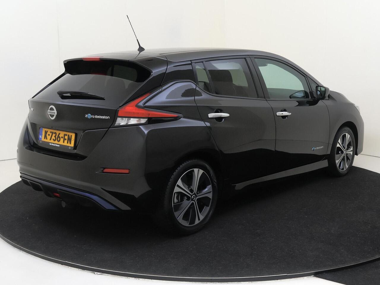 Nissan LEAF Tekna 40 kWh Two tone Fietsendragerhaak