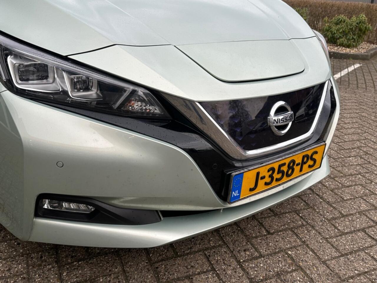 Nissan LEAF TEKNA 40 KWH