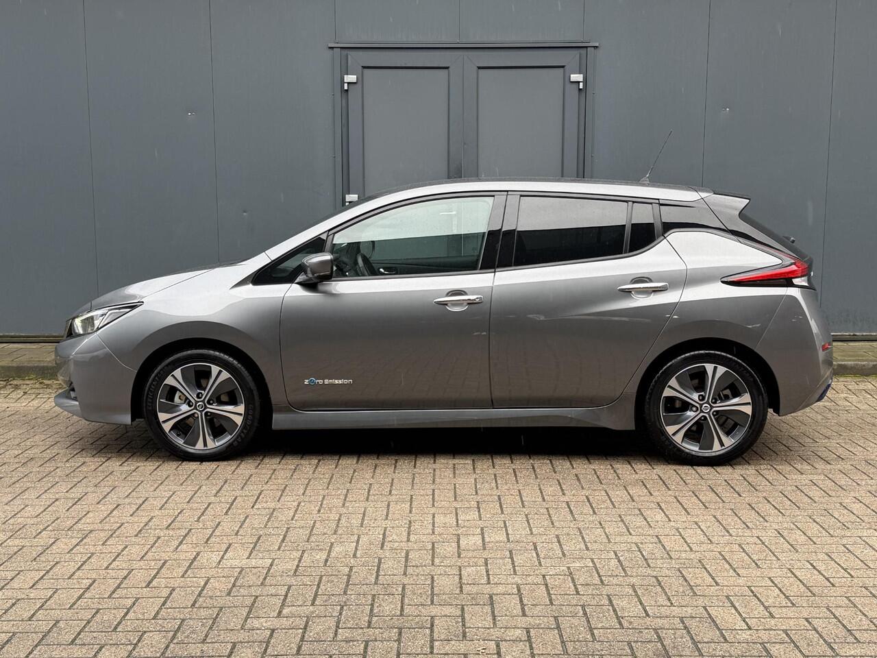 Nissan LEAF N-Connecta 40 kWh 360 Graden Camera Apple Carplay/Android auto / Stoelverwarming / Stuurwielverwarming / Navigatie / Cruise Control / NAP Logisch / Dealer Onderhouden