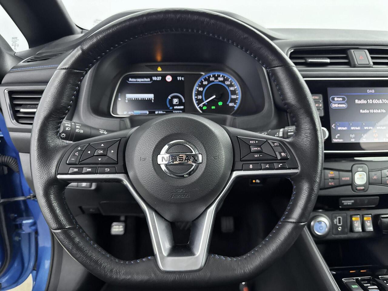 Nissan LEAF N-Connecta 40 kWh | Apple carplay & Android Auto | Parkeersensoren | NAVI | LMV |