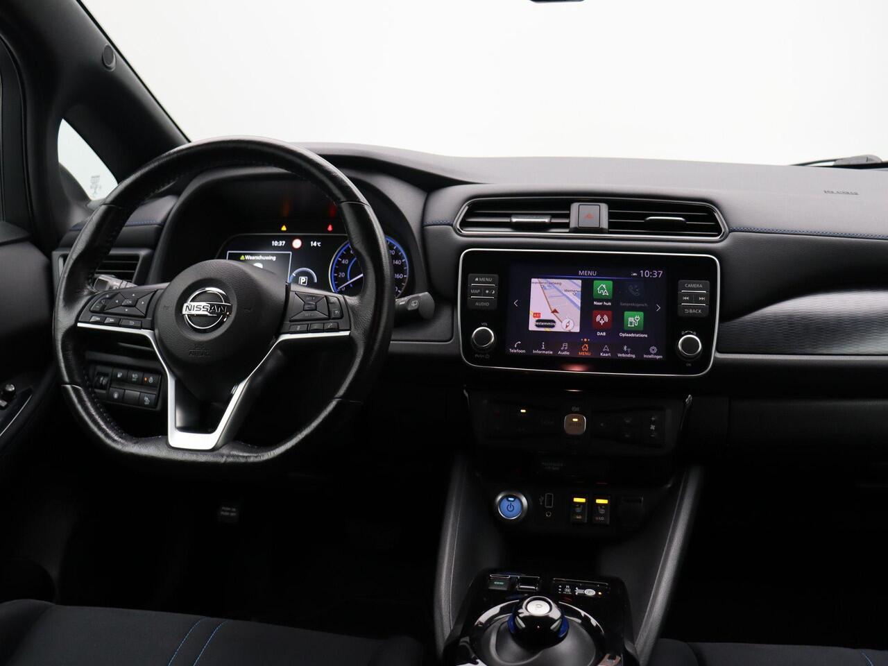 Nissan LEAF N-Connecta 40 kWh | Accu score 92% | Trekhaak | Dealer onderhouden | Stoel- en stuurwielverwarming | Achterbankverwarming |