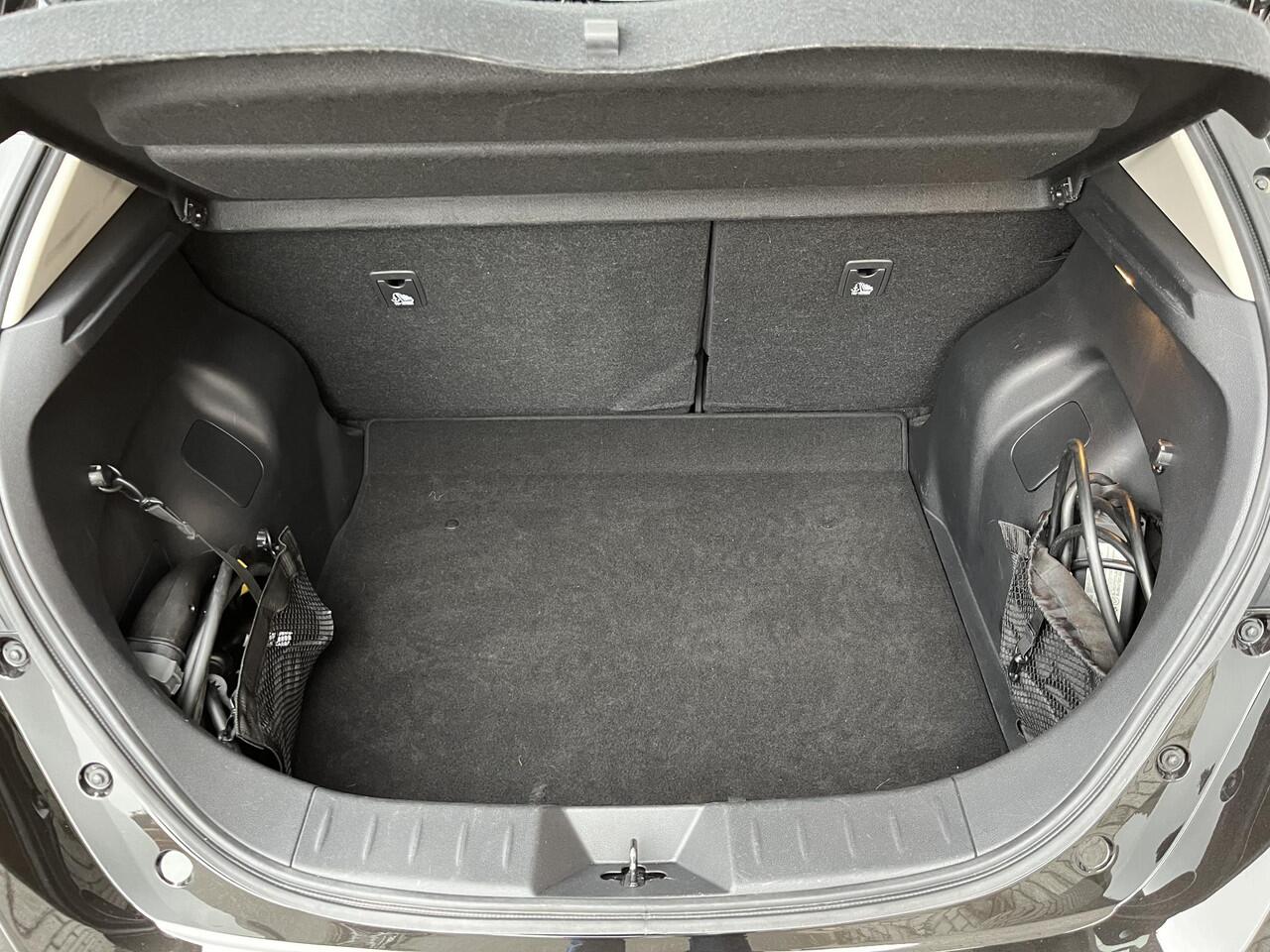 Nissan LEAF e+ N-Connecta 62 kWh | SOH 92% | Achteruitrijcamera | Stoel + stuurverwarming | Navigatie | Apple CarPlay / Android Auto |