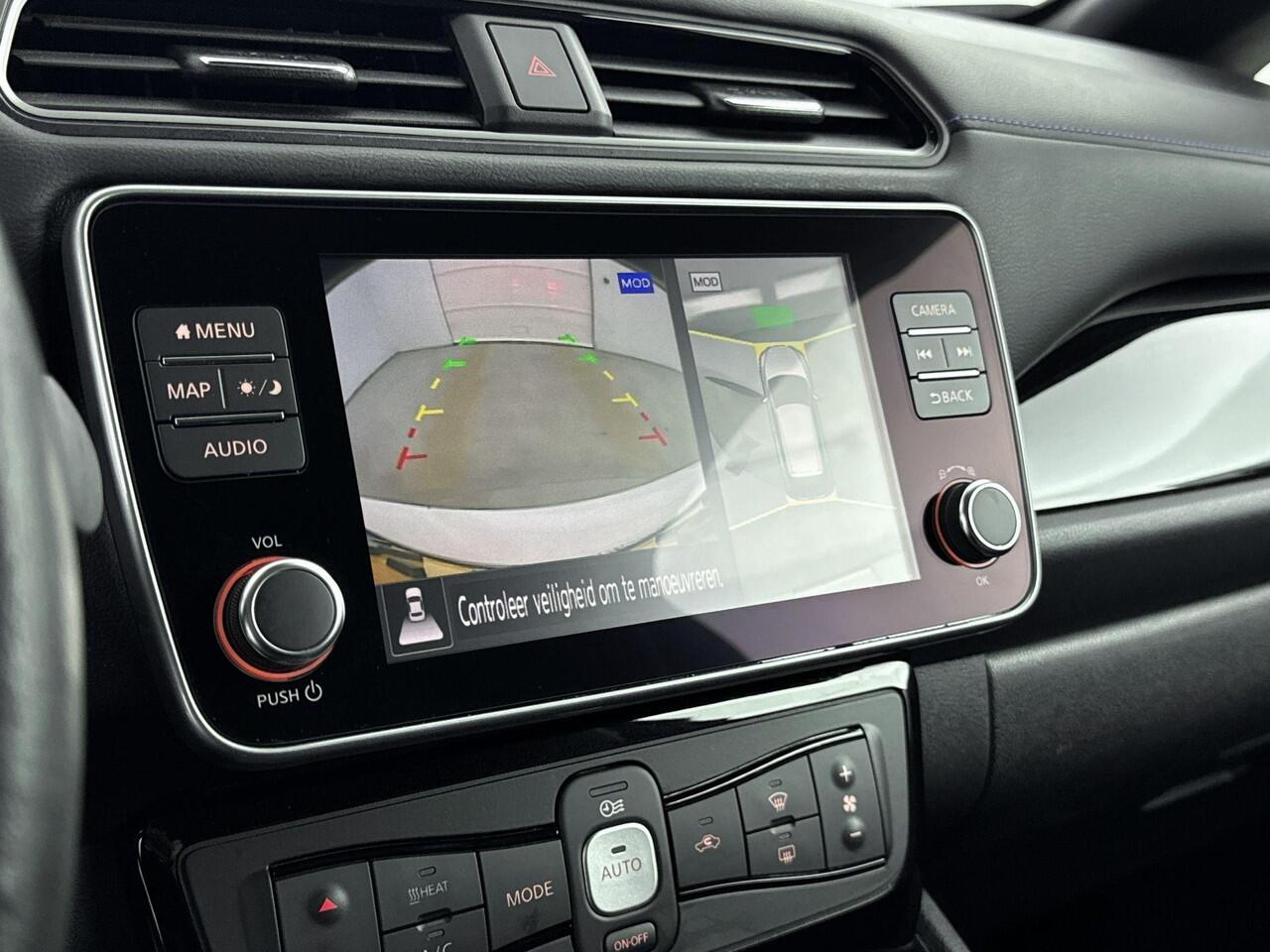 Nissan LEAF e+ Tekna 62 kWh 218PK | Navigatie | Rondom Camera | 1e Eigenaar | Trekhaak | Inclusief Winterbanden op Velgen | Dakdragers