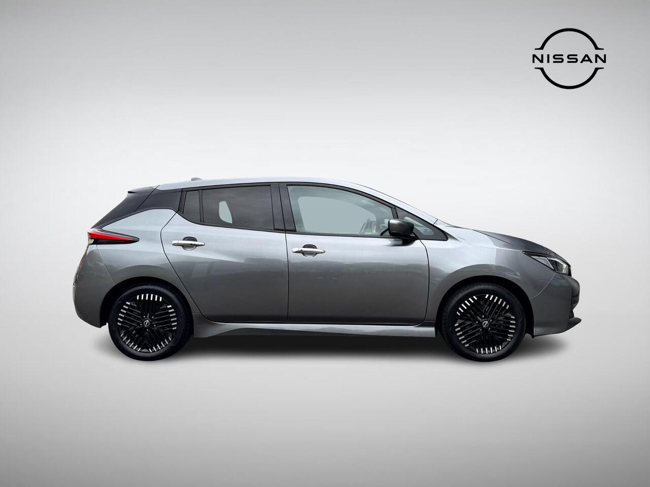 Nissan LEAF N-Connecta 40 kWh SoH 94% LED Pack | Stuur- + Stoelverwarming | Adapt. Cruise Control | 360° Camera | Apple Carplay/Andoid Auto | Keyless Entry | Rijklaarprijs!