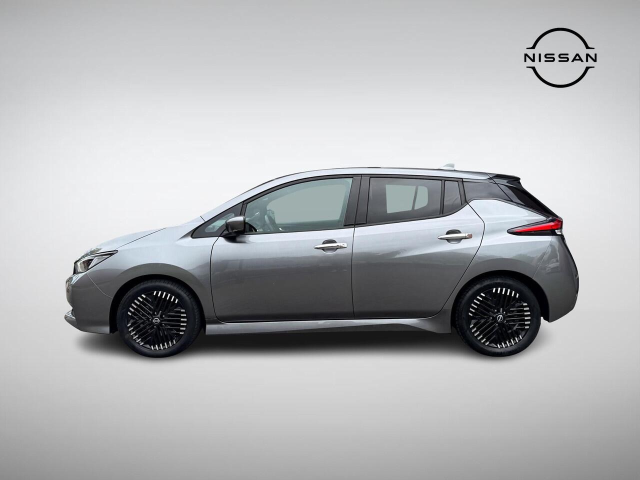 Nissan LEAF N-Connecta 40 kWh SoH 94% LED Pack | Stuur- + Stoelverwarming | Adapt. Cruise Control | 360° Camera | Apple Carplay/Andoid Auto | Keyless Entry | Rijklaarprijs!