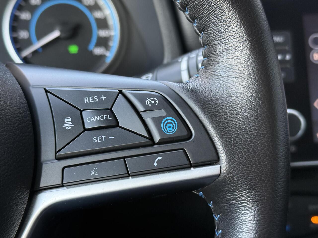 Nissan LEAF Tekna 40 kWh / Eerste Eigenaar / Stoel Verwarming V+A / Navigatie / Adaptive Cruise / Android Auto /