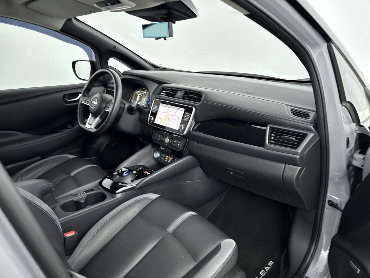 Nissan LEAF e+ Tekna 62 kWh airco automatisch | Apple Carplay/Android | Auto, Autonomous Emergency Braking | cruise control adaptief met Stop&Go | dodehoekdetectie met correctie | file assistent | LED koplampen | lichtmetalen velgen 17" |navigatiesysteem full map | r