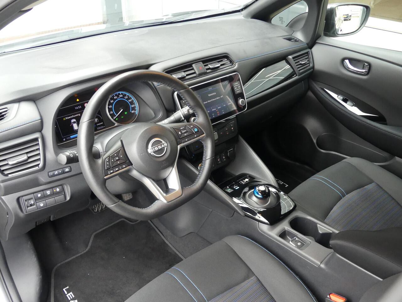 Nissan LEAF N-Connecta 40 kWh *t/m 10de bouwjaar garantie!