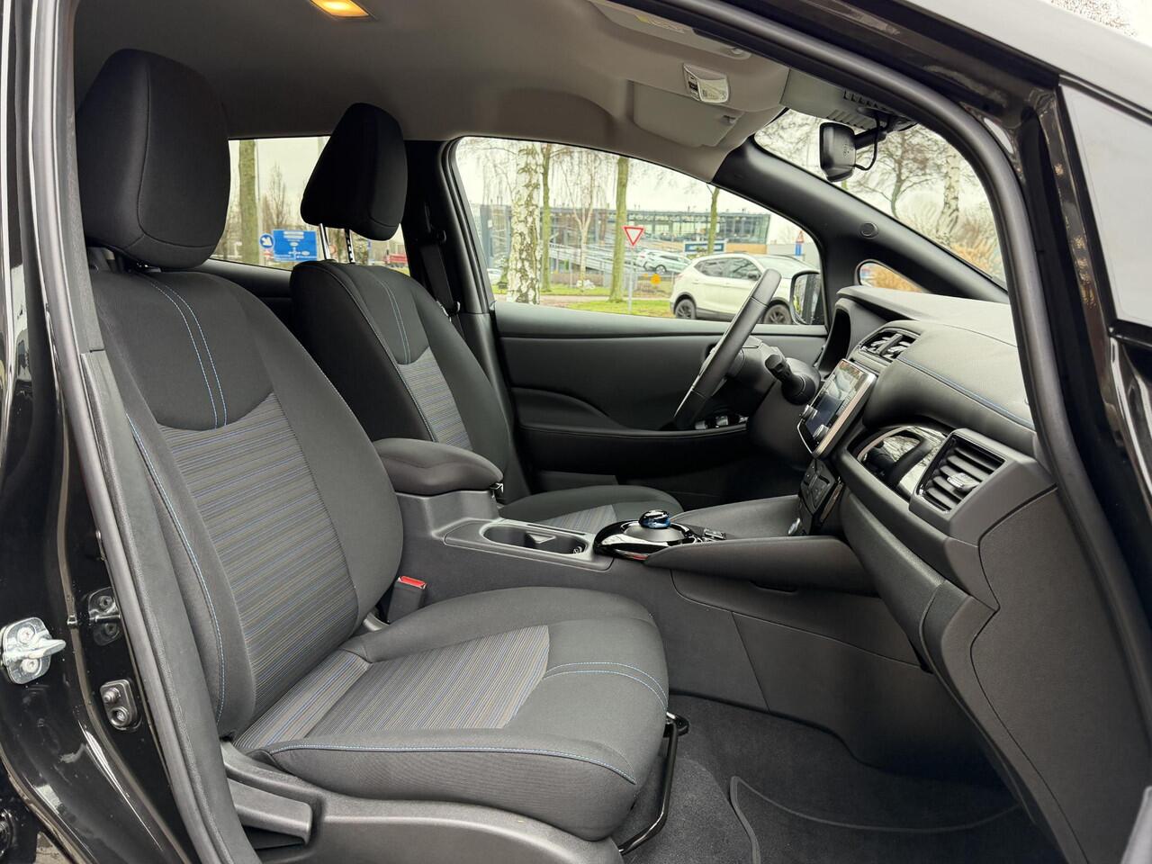 Nissan LEAF N-Connecta 40 kWh