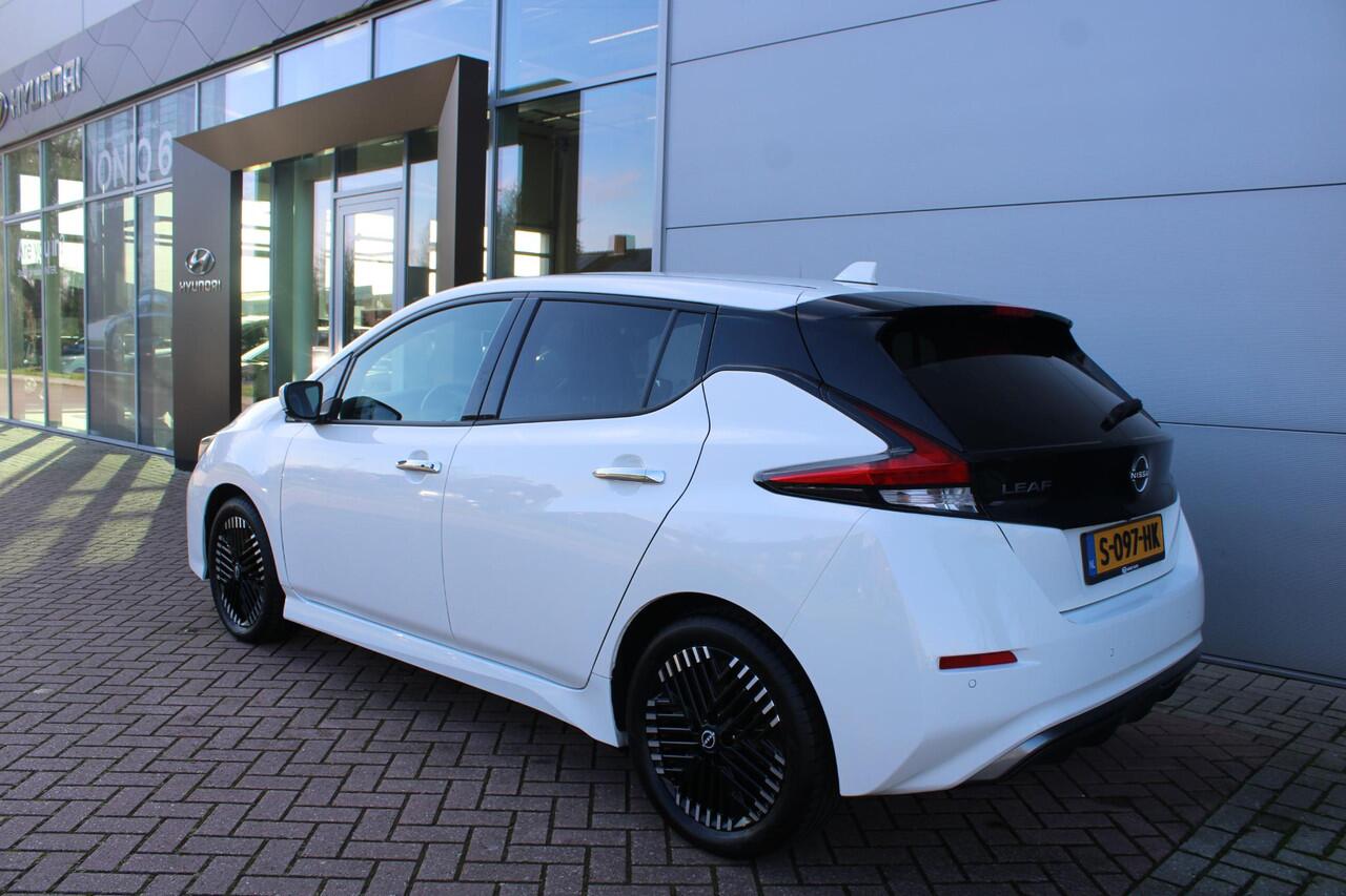 Nissan LEAF Tekna 40 kWh Automaat Airco Navi Camera Carplay 11.128km Nieuwstaat