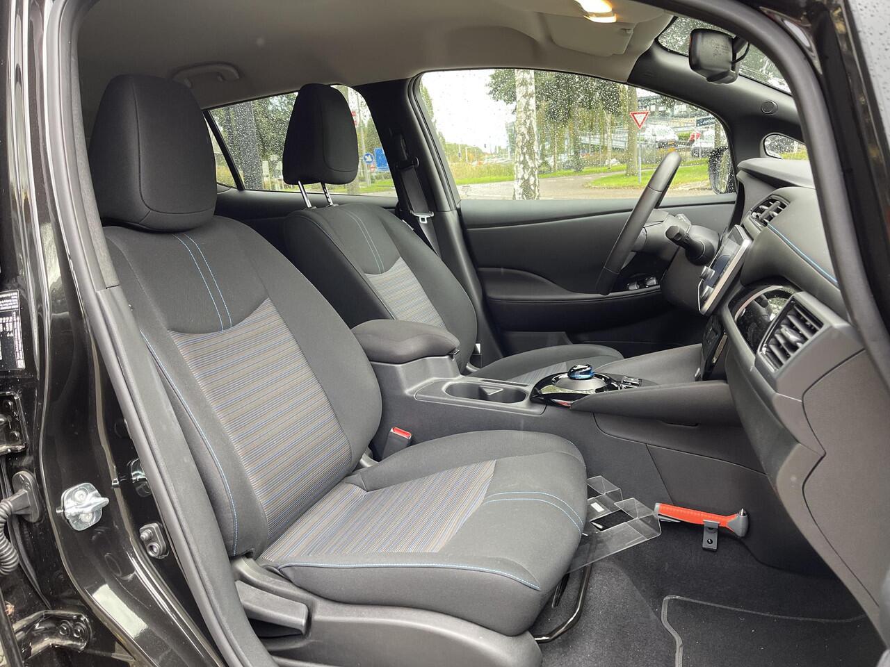 Nissan LEAF N-Connecta 39 kWh SoH 97% | Trekhaak | Navigatie | Stuur- + Stoelverwarming | 360° Camera | Keyless Entry | Adapt. Cruise Control | Rijklaarprijs!