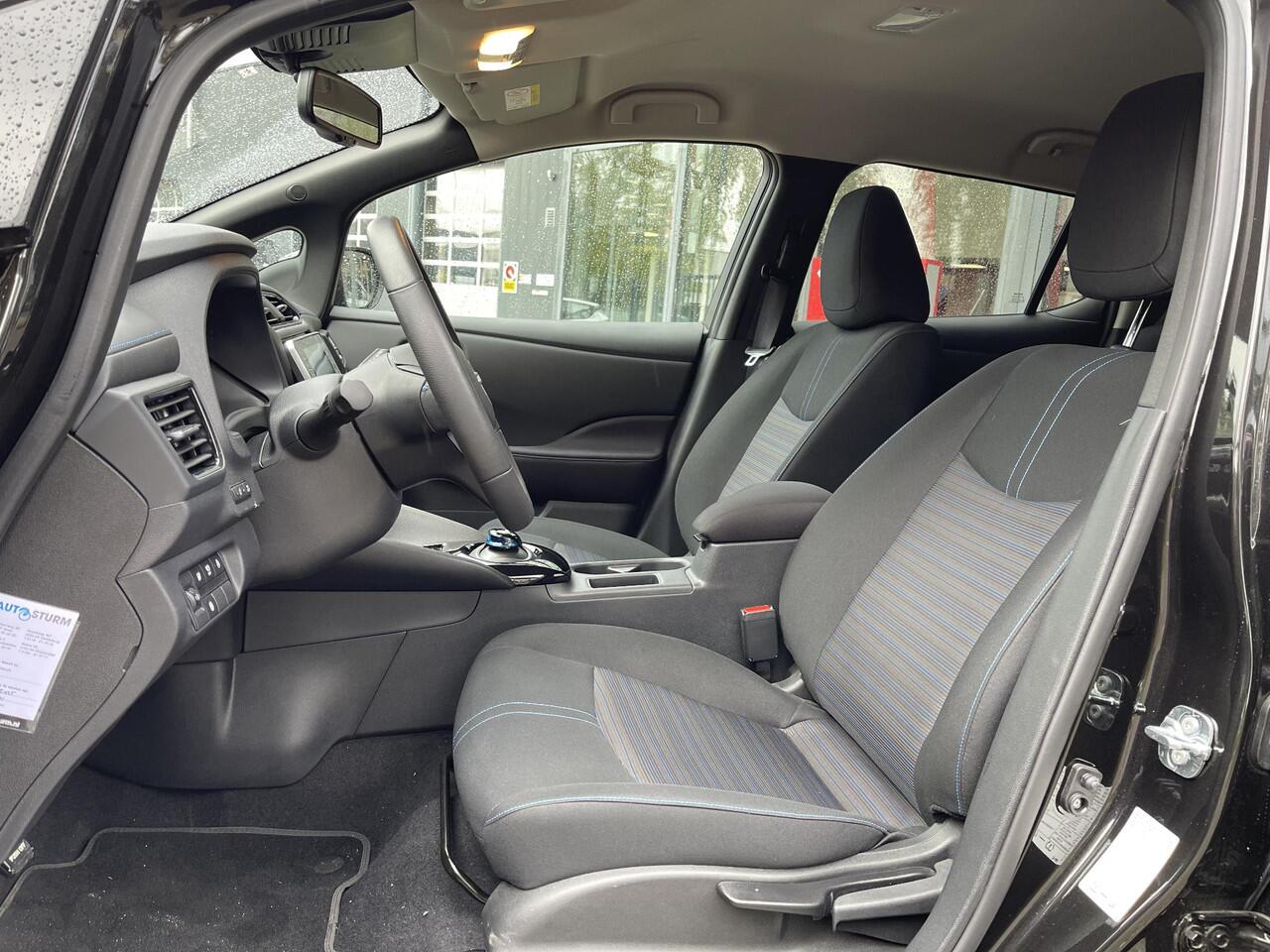 Nissan LEAF N-Connecta 39 kWh SoH 97% | Trekhaak | Navigatie | Stuur- + Stoelverwarming | 360° Camera | Keyless Entry | Adapt. Cruise Control | Rijklaarprijs!